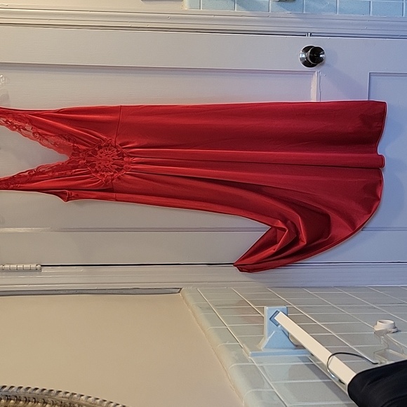 Vanity Fair Red Nightgown